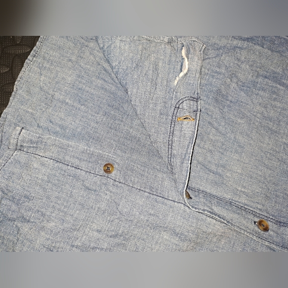 Carhartt button up shirt - Picture 6 of 10